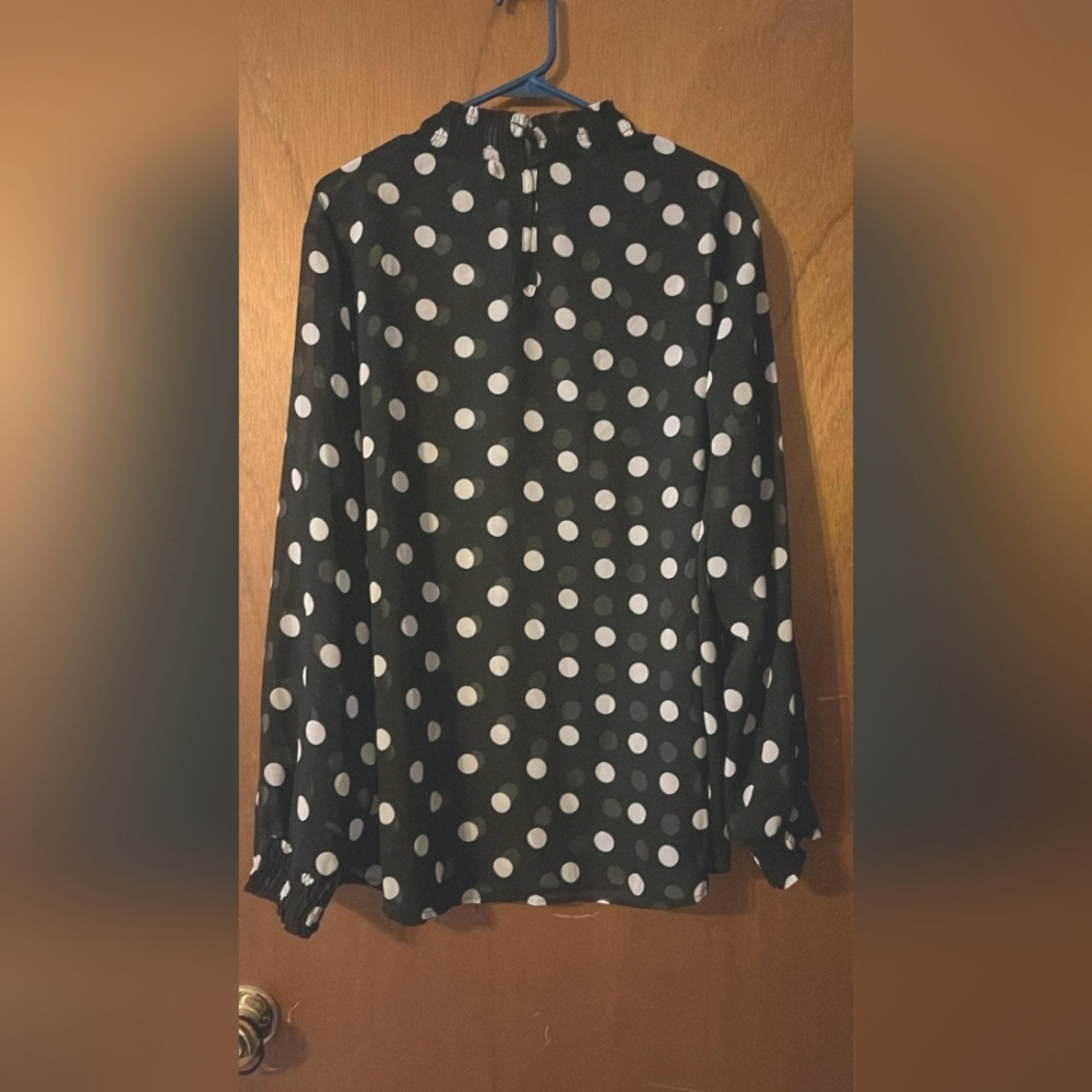 Torrid- Chiffon Smocked Mock Neck Blouse NWT - Picture 5 of 5